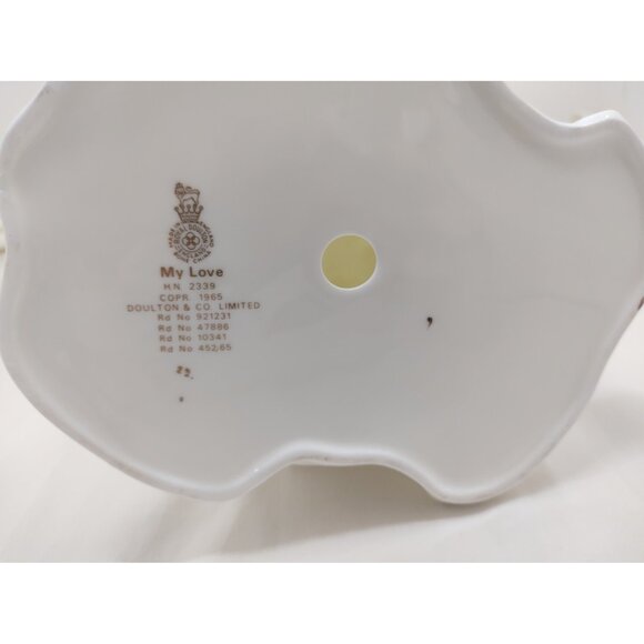 Royal Doulton My Love HN2339 Figurine Bone China England Vintage Collectible - Picture 7 of 7
